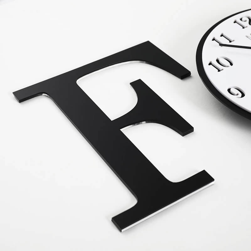 Photo Frames Family Wall Clock - Image 4
